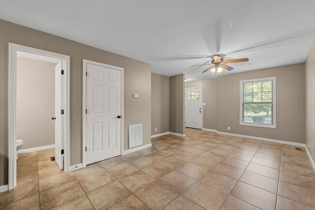 Photo - Pet Friendly Two Bedroom!