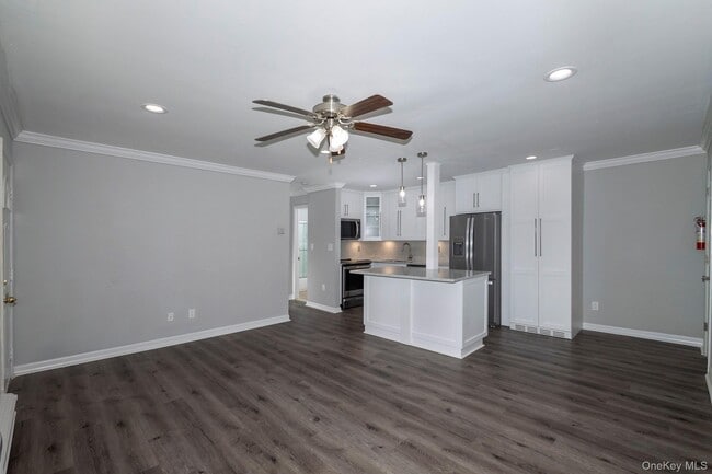 Photo - 50 Chelsea Ct Unidad HS17