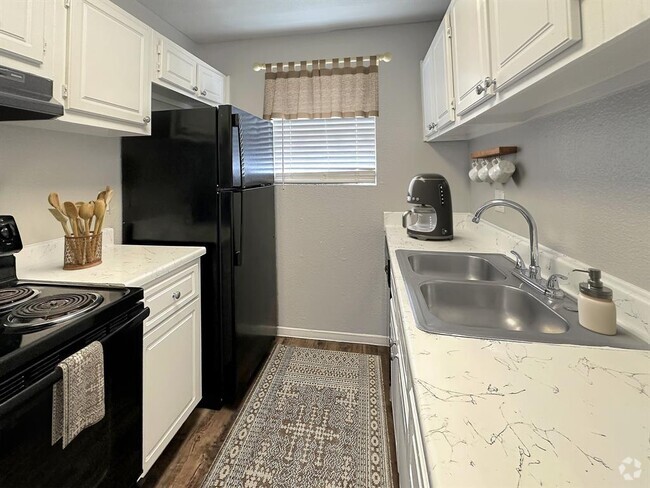 Building Photo - 6259 Westheimer Rd Unit 738 Rental