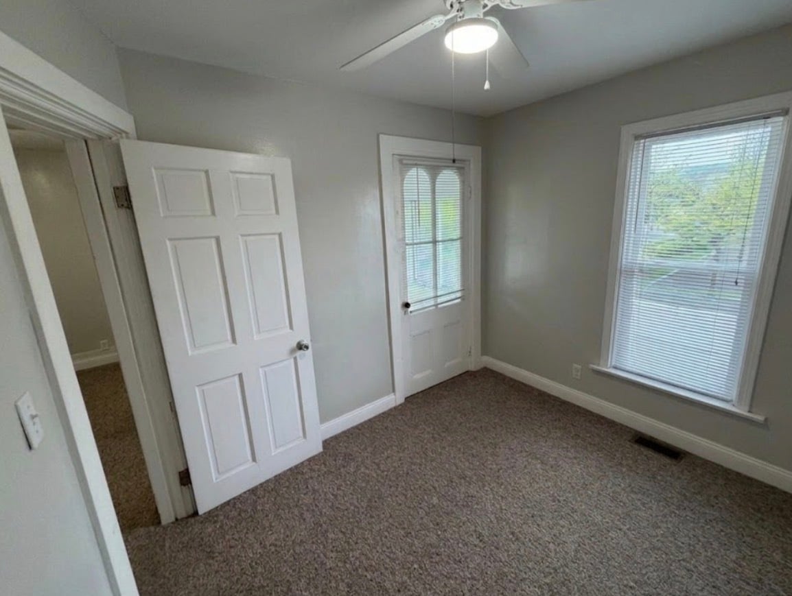 Photo - 313 Roe Ave Unit Apartment 2