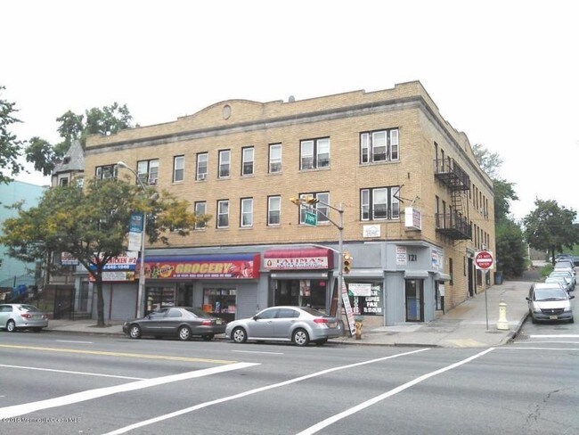 Photo - 121-125 Elizabeth Ave