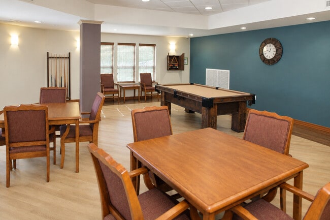 Pinehurst Apartments 55+