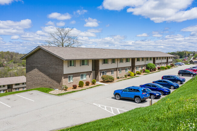 Lindenbrooke Apartments - South Park, PA | ForRent.com