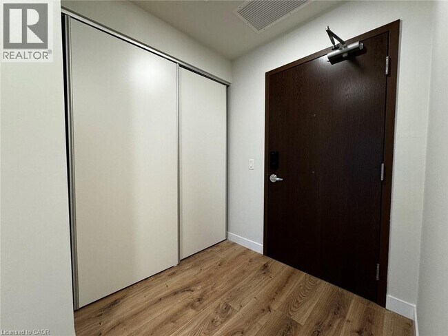 Photo - 60 Frederick St Unité 2303