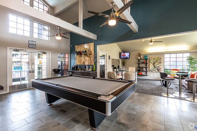 Leasing Office