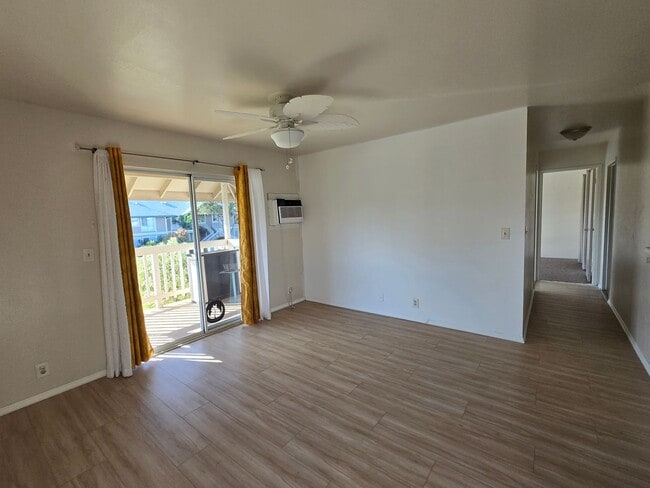 Building Photo - 2 bedroom 1.5 bath in Kihei Unit 3-206