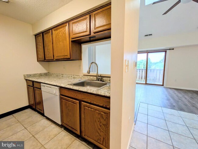 Photo - 2313 Ravens Crest Dr