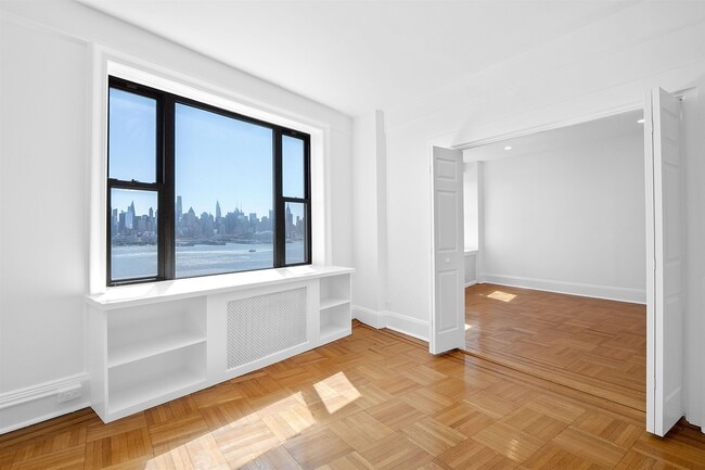 Building Photo - 1055 JFK Blvd E Rental