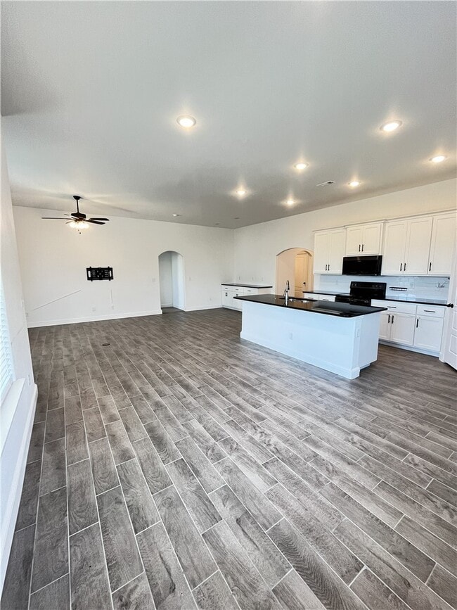 Photo - 2060 Periwinkle Pl