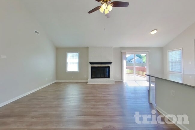 Photo - 11106 Pinetta Ln