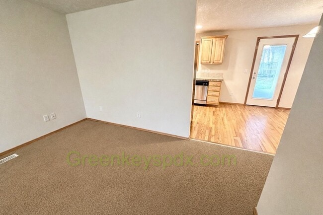 Photo - Awesome 3-bedroom, 2.5-bathroom house in North Portland.