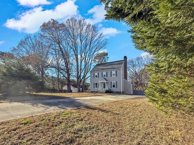 Photo - Spacious 3BR 2 BA Home with Wooden Deck in Wake Forest