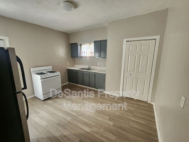 Photo - 2903 Stayton St Unidad 1