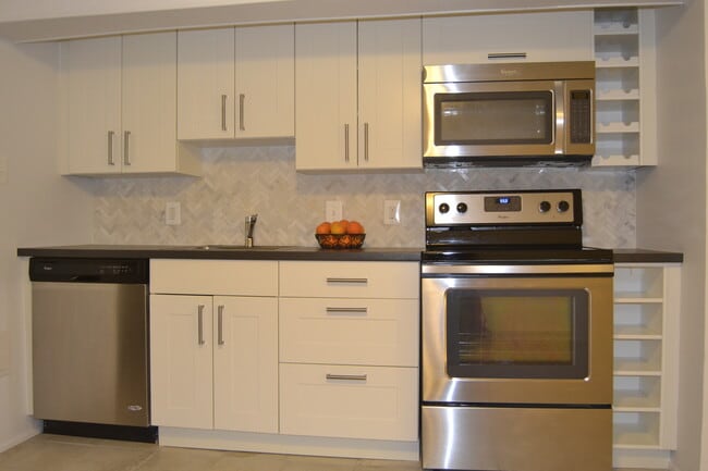 Building Photo - 209 10th St NE Unit B Rental