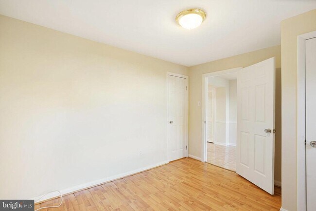 Photo - 4339 Cedarlake Ct