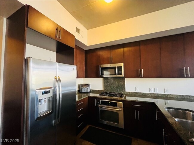 Photo - 353 E Bonneville Ave Unit 209