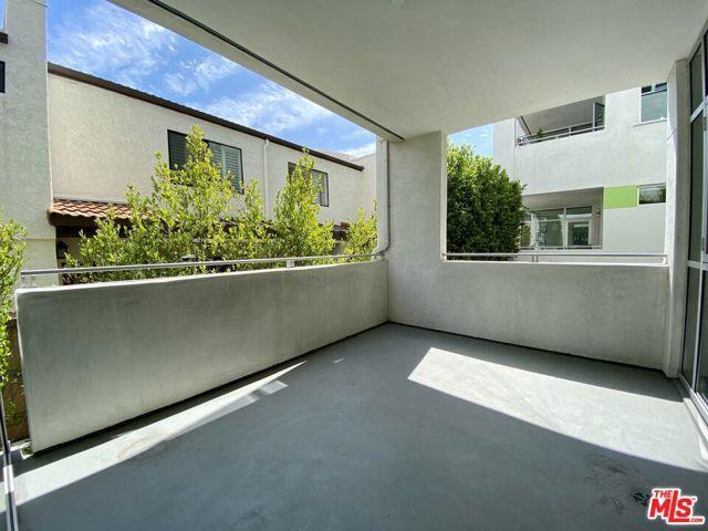 Building Photo - 1232 Kings Rd Unit 105 Rental