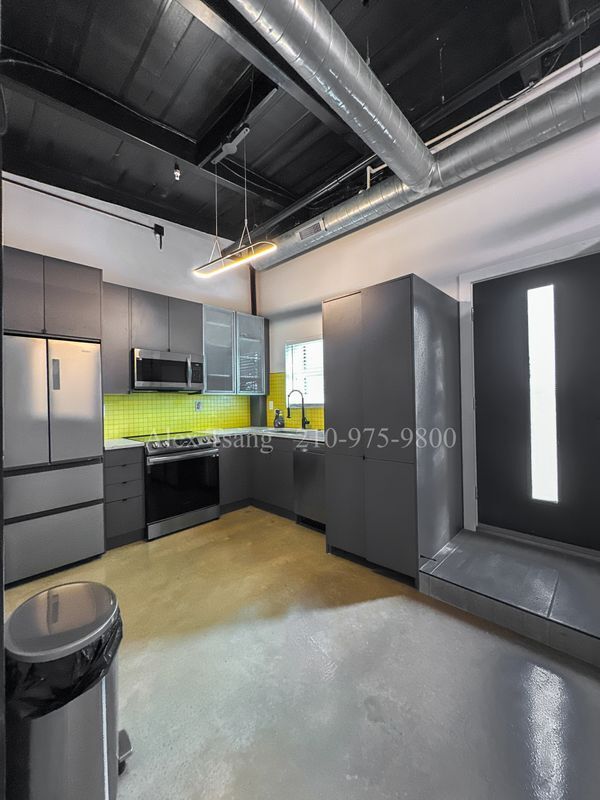 Photo - 811 Montana St