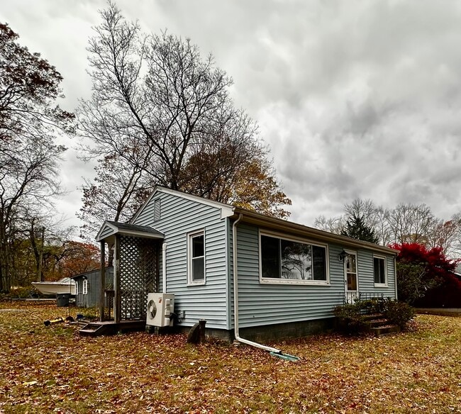 Photo - 108 Chesterfield Rd