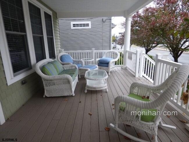 Photo - 857 St Charles Pl Unit A