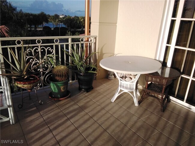 Photo - 5068 Annunciation Cir Unit 4201
