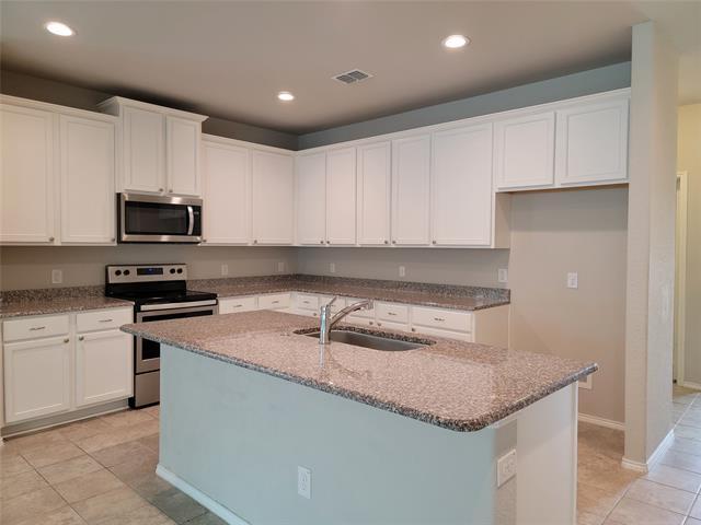 Photo - 4725 Redbud Dr