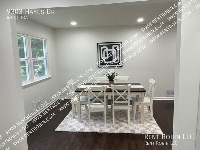 Photo - 9303 Hayes Dr