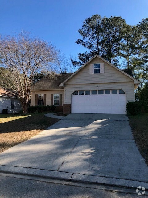 Building Photo - 8151 Charrington Forest Blvd Rental