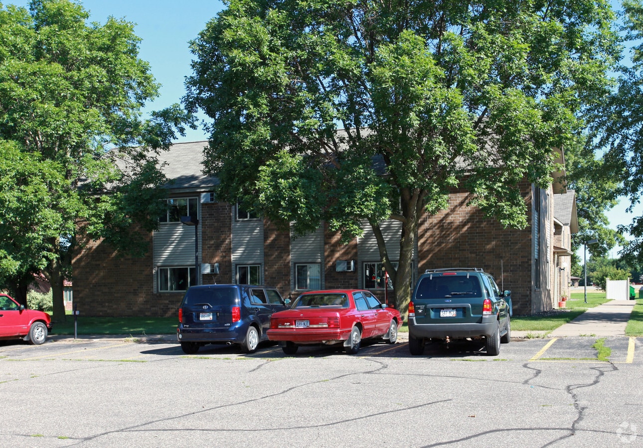 Photo - Pleasantview Apartments