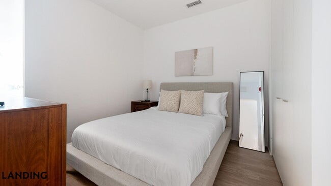 Photo - 5334 Baltimore Ave Unidad 417