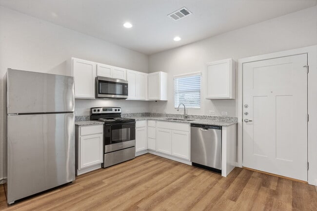 Photo - North Creek Cottages