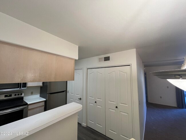Photo - 5751 N Kolb Rd Unit 5105