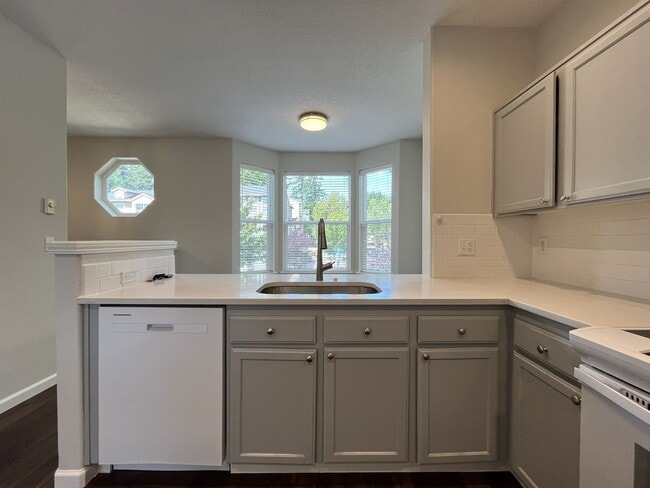Photo - Remodeled Beautiful Progress Ridge Town home! 2 Bedrooms 2 Baths, 1628 Sq. Ft.