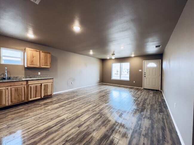 Photo - Cozy 3 Bedroom Home