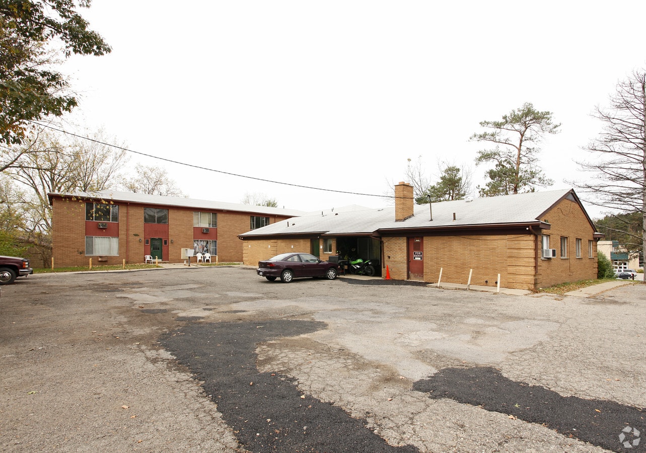 Photo - Milford Village Apartments