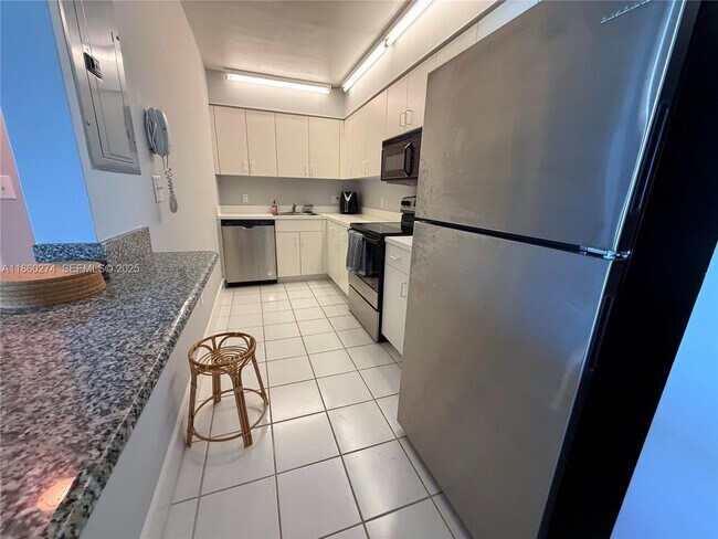 Photo - 800 Claughton Island Dr Unit 703