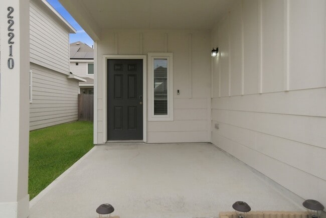 Photo - 22210 Great Royal Ln