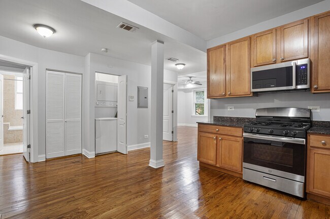 Photo - 2001 W Jarvis Ave Unit 2