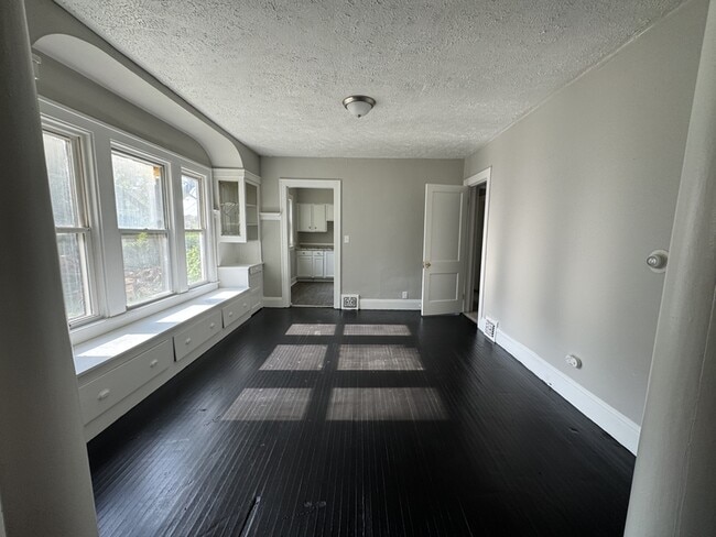 Photo - 9013/15 Yale Avenue - 1