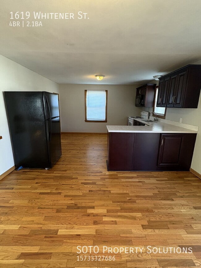 Photo - 1619 Whitener St