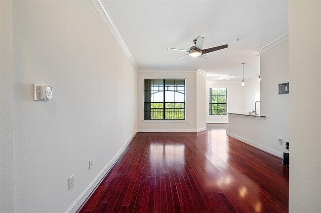 7701 Rialto Blvd Unit 637