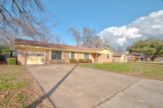 Photo - 1212 Tulane Dr