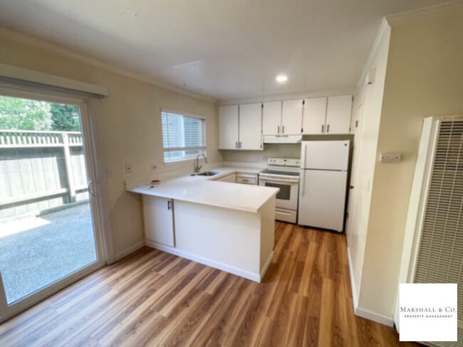 Photo - NEW LISTING! UPDATED 2BR/1BA IN CORTE MADERA W/ PARKING, NEW FLOORING, POOL, GREAT LOCAT