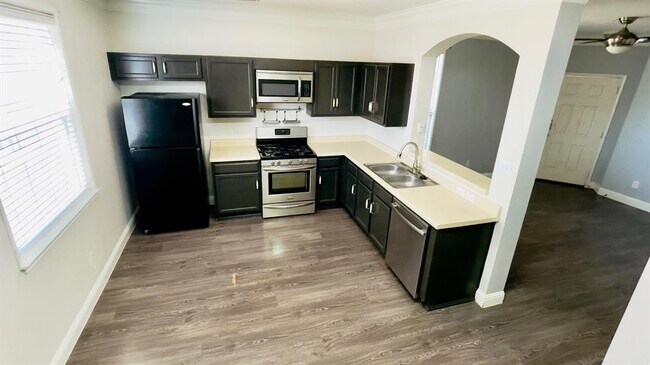 Photo - 14408 Charles Dickens Dr