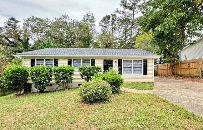 Building Photo - 3835 Mason Dr NW