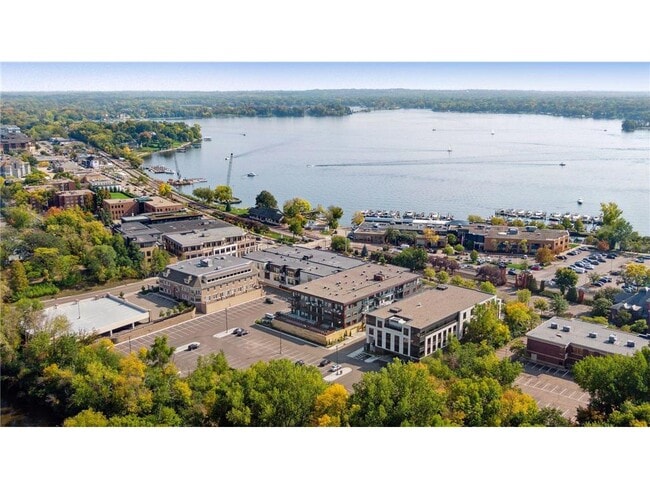 Photo - 253 Lake St E Unit 309