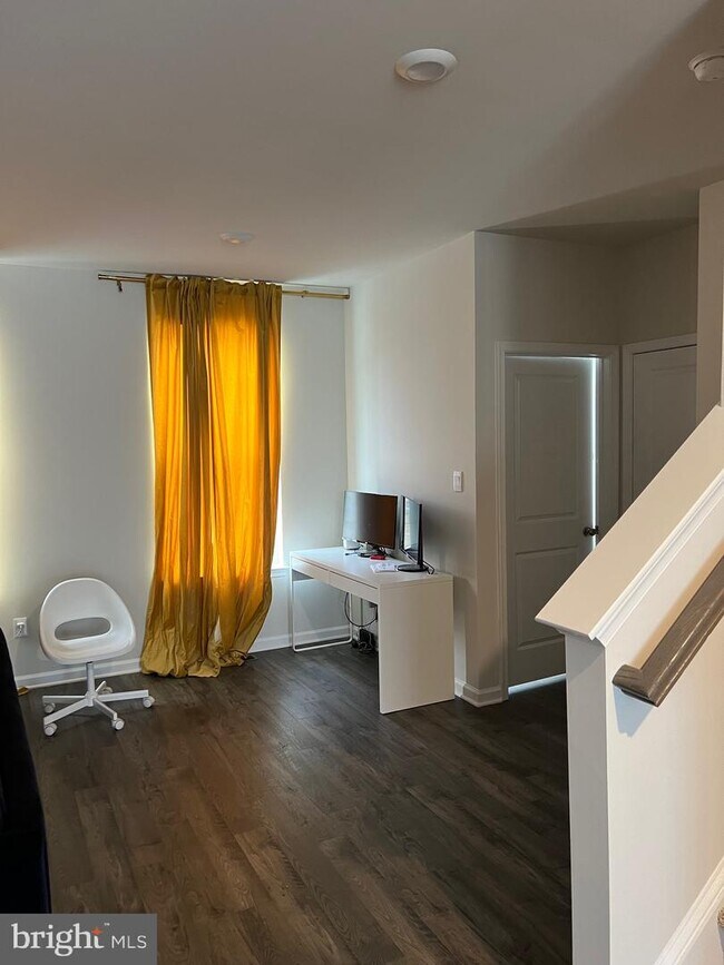 Photo - 9 Foundry Blvd