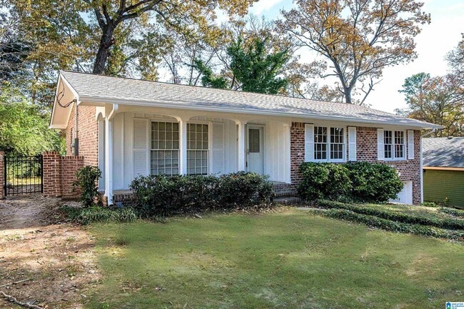 Photo - 1213 Oakwood St