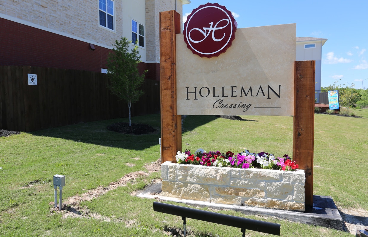 Holleman Crossing - Holleman Crossing