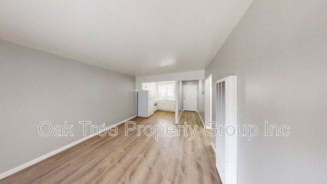 Photo - 529 41st St